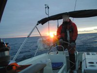 020504 01  Soluppgång kl 03:08 på Nordsjön. Vi är nu på väg från Fair Isle söderut mot Orkney Islands.