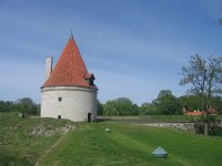 IMG 1357  Kuressaare biskopsborg,  idag inryms Ösels regionmuseum i borgen. Borgen byggdes ursprungligen i trä mellan 1338 och 1380.